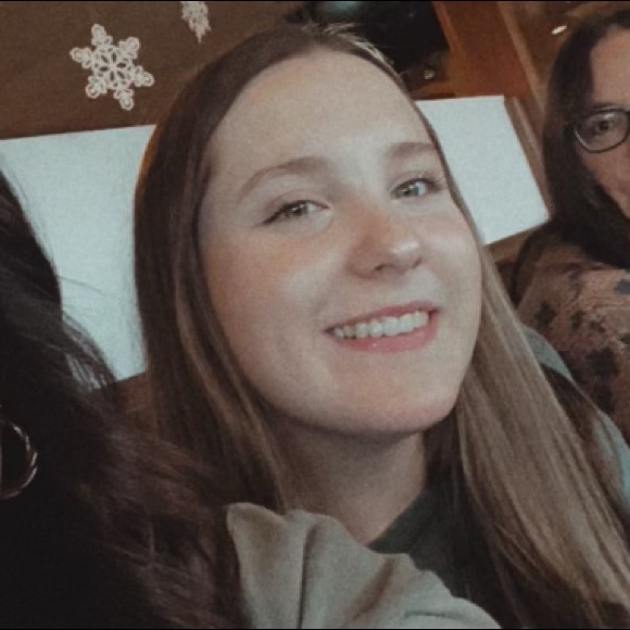 Meet your Posher, Faith - Picture 1 of 1